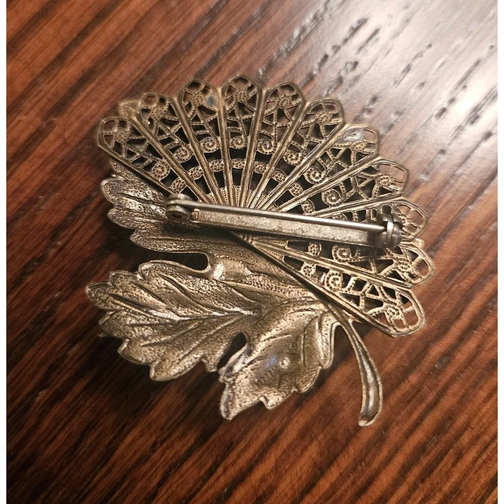 Maple Leaf Brooch Pin Stone Accent